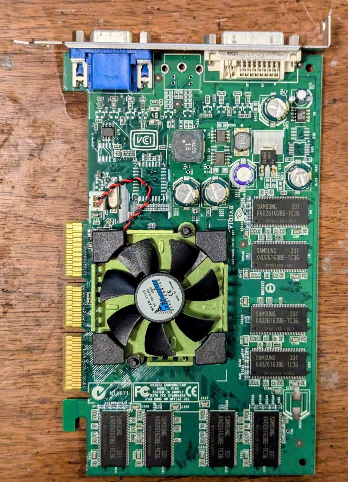 Dell U0842 NVIDIA Quadro FX500 128MB DDR 128-Bit DVI/VGA AGP 8X Video Card GPU