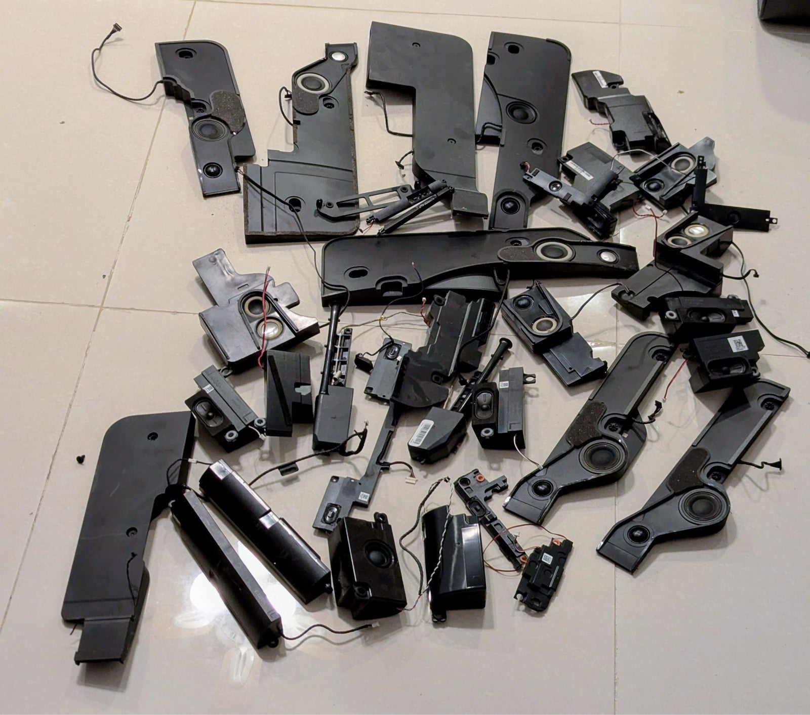 Lot of working laptop/aio speakers