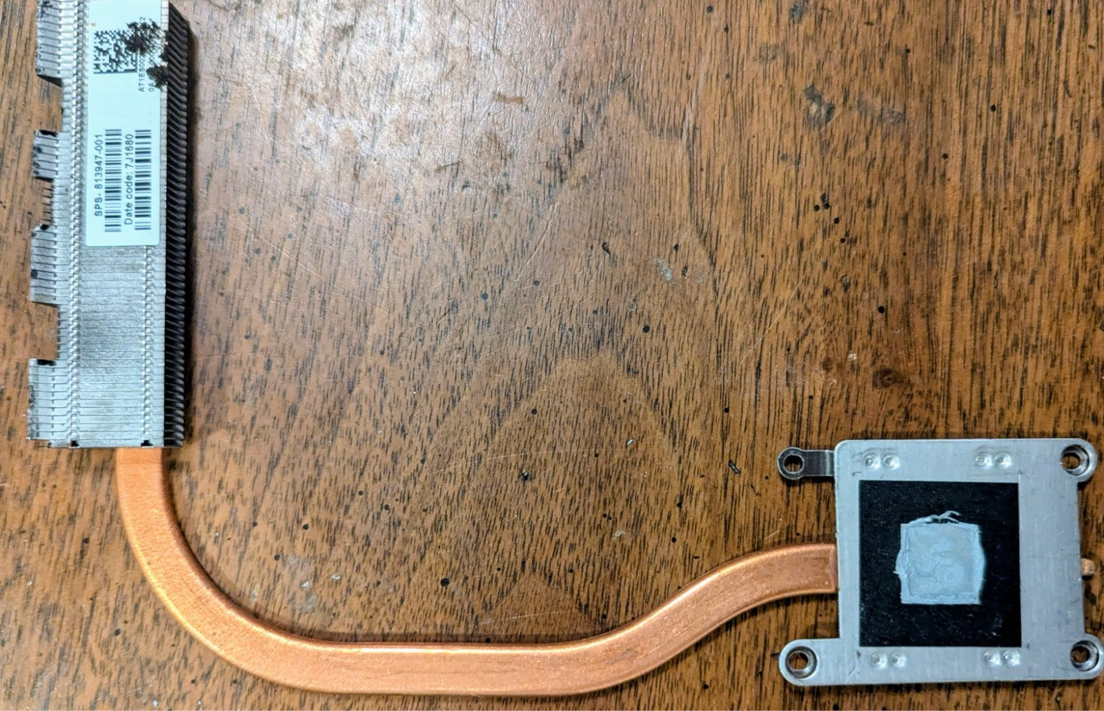 HP 15.6" 15-ba009dx Genuine Laptop CPU Cooling Heatsink AT1ES0020R0 813947-001