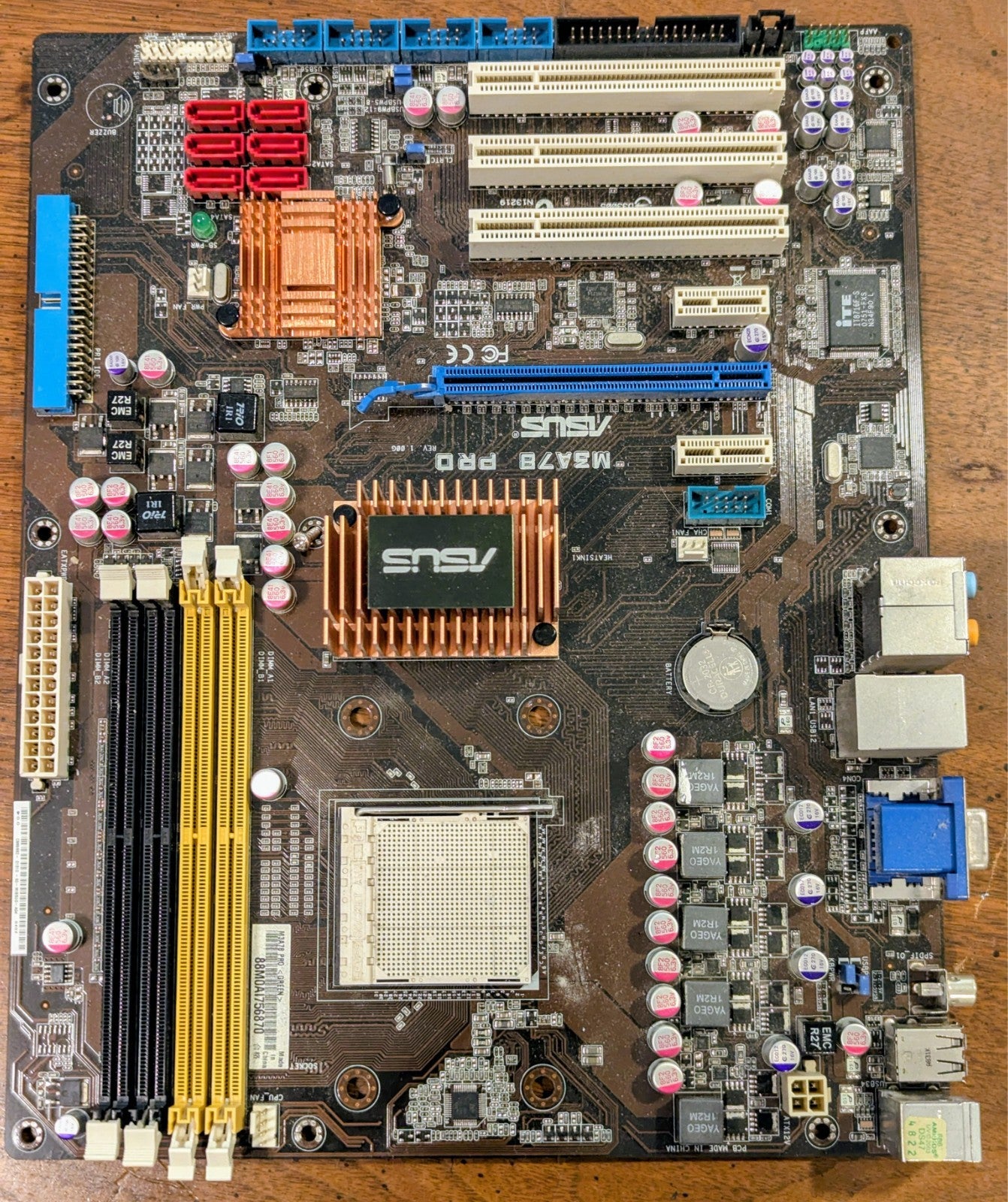 Asus M3A78 Pro Desktop Motherboard - AMD Chipset - Socket AM2+ PGA-940 - ATX