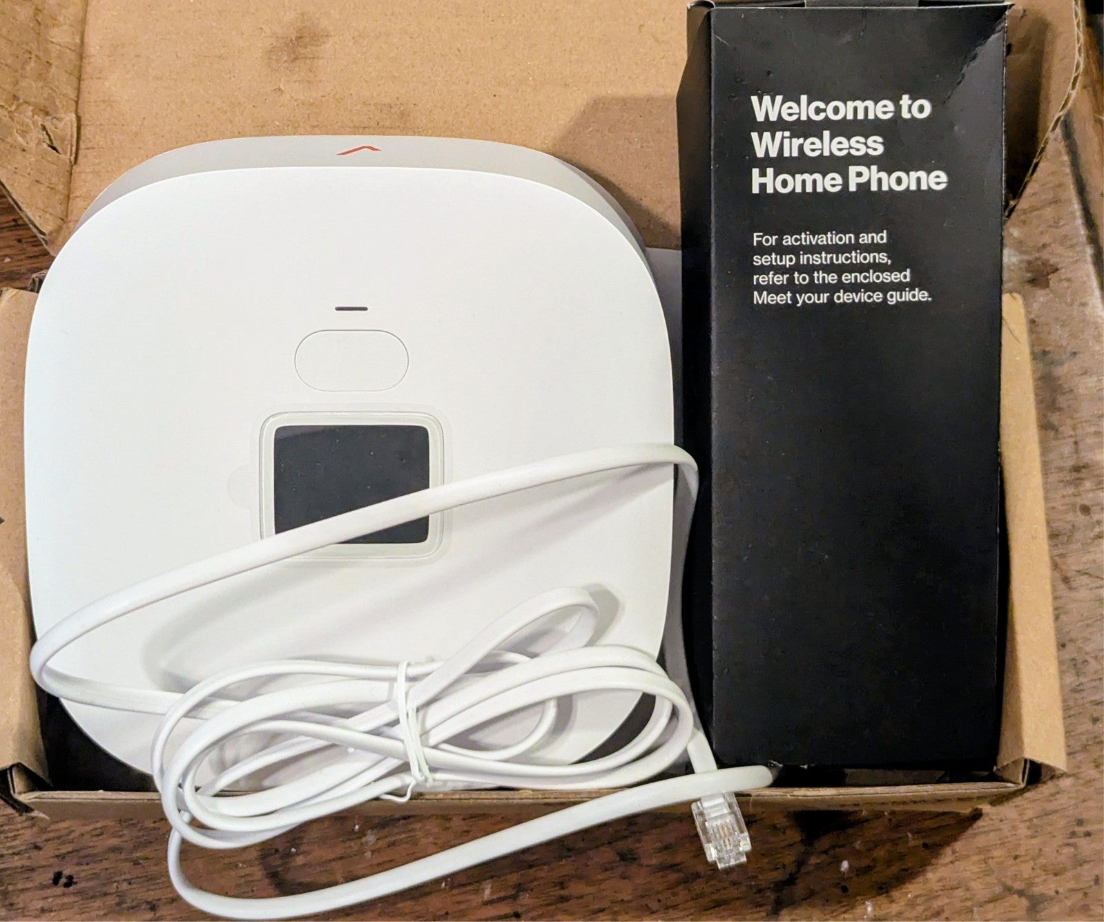 Verizon Wireless Home Phone Connect Model LVP2. Power adapter and Ethernet