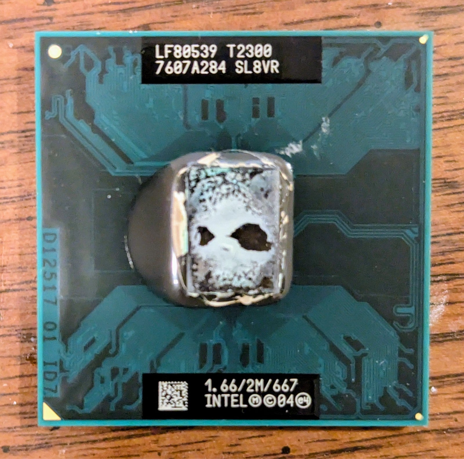 Intel Core 2 Duo T8100 2.1GHz Dual-Core (FF80577GG0453M) Processor