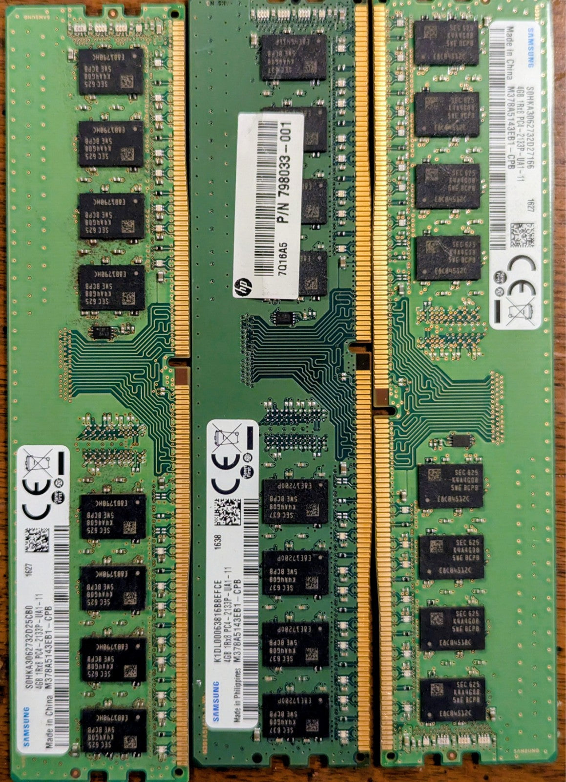 Samsung 4GB DDR4-2133 UDIMM PC4-17000 lot of 3x