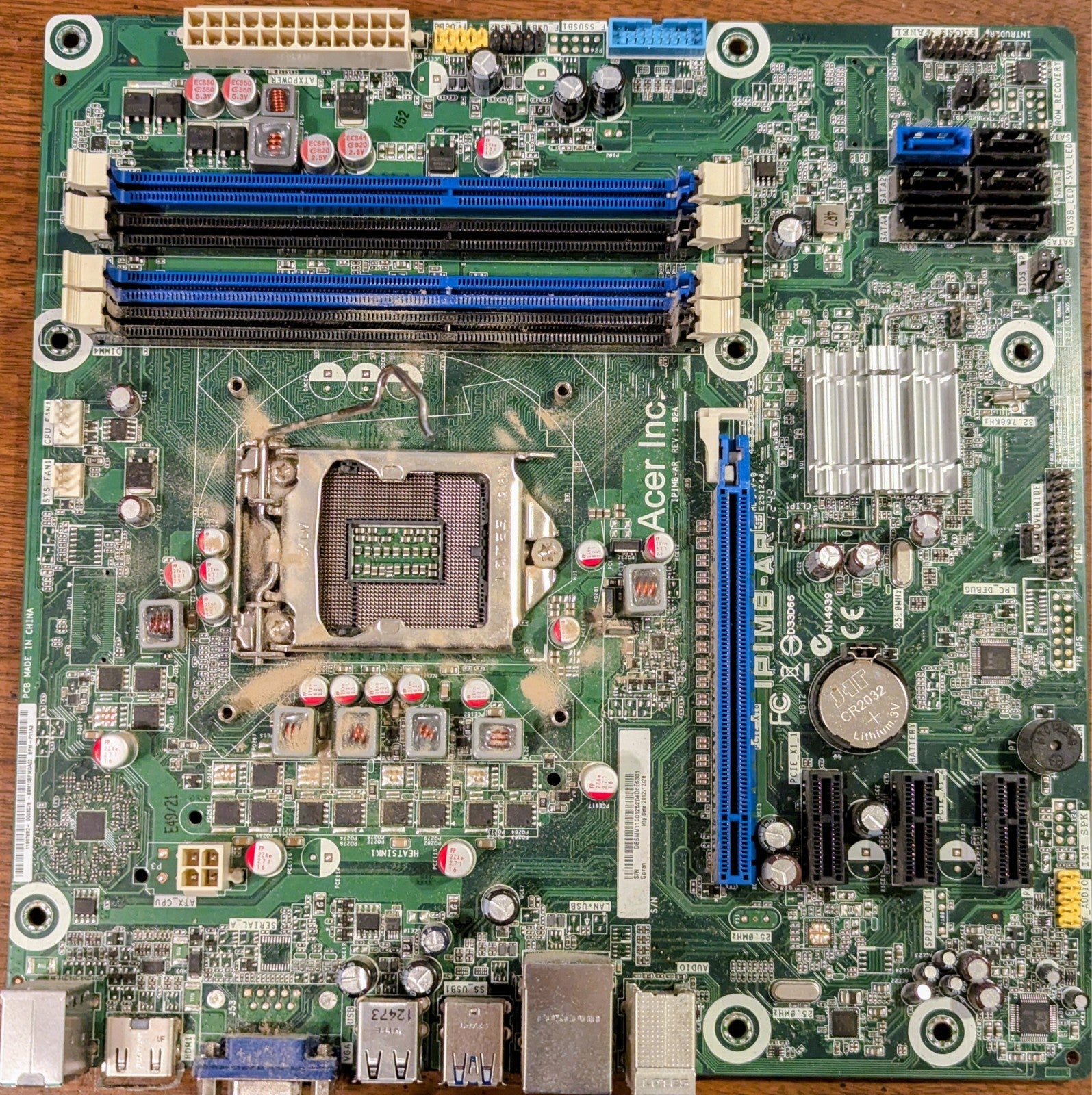 Gateway DX4870 Intel Motherboard IPIMB-AR REV: 1.02A DB.GDQ11.001 Win8